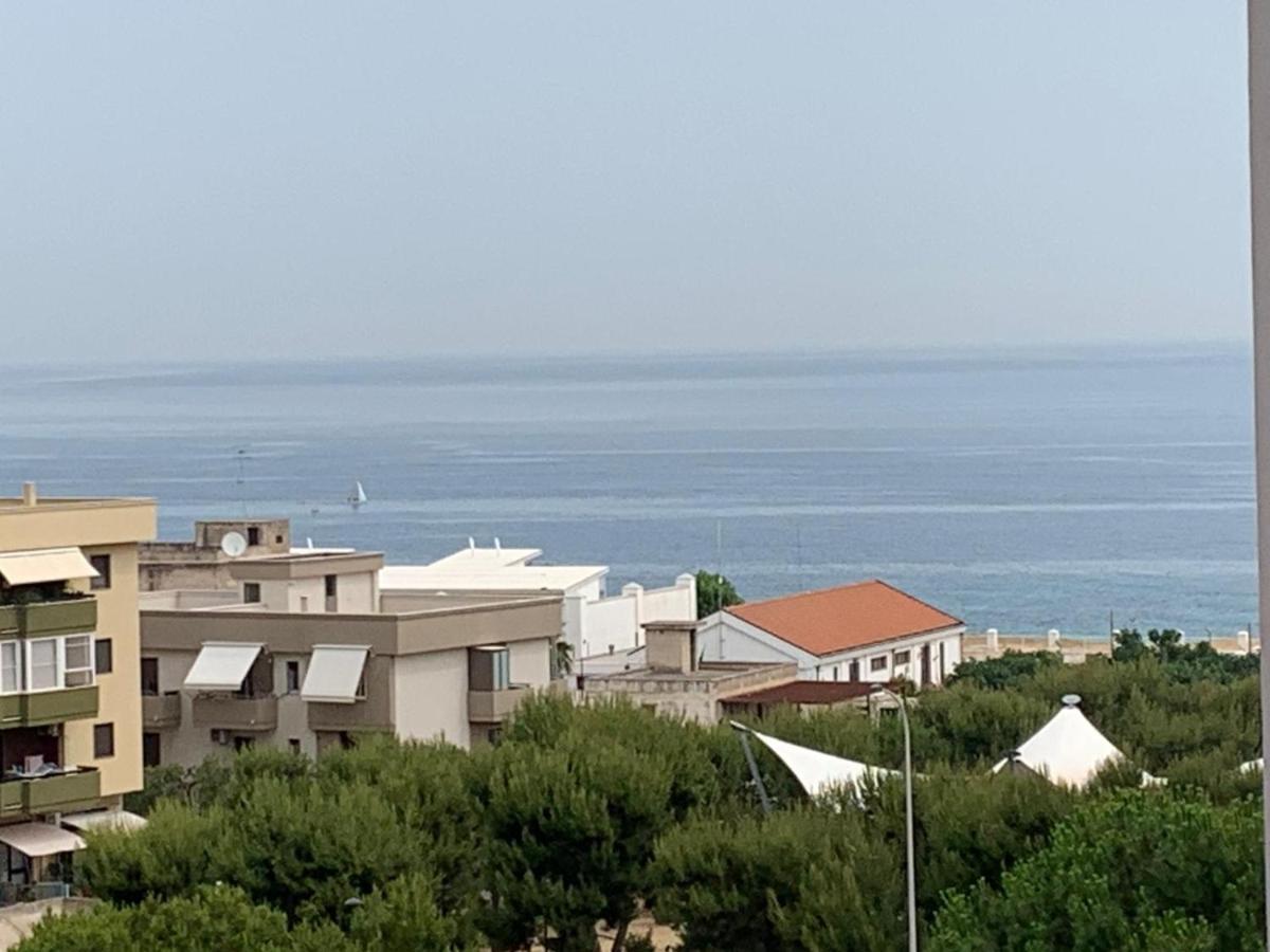 Casa Cometa - Vista Mare モノーポリ エクステリア 写真